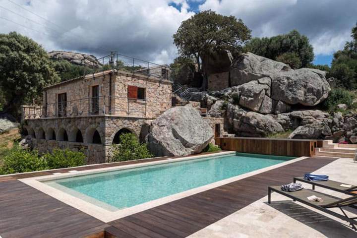 Architecte extérieur jardins et bassins Corse