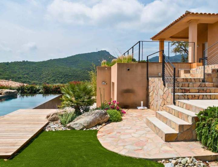 Conception de piscine Corse