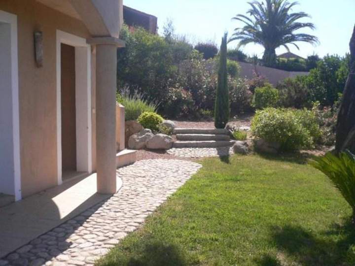 Construction de muret paysager Corse