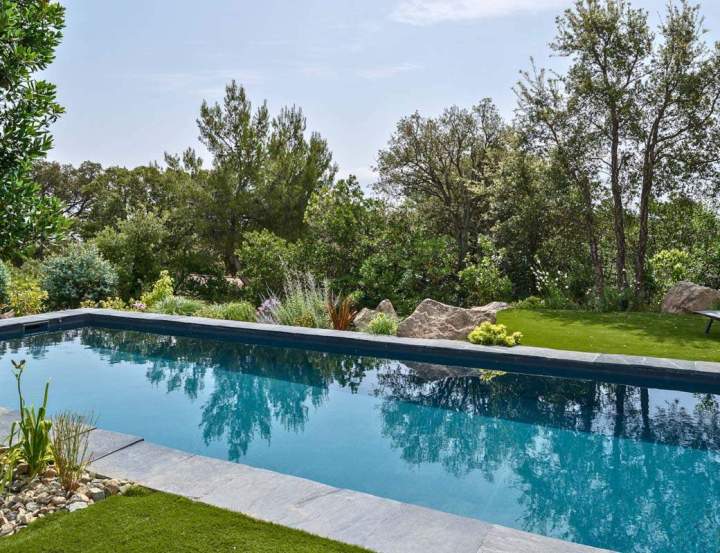 Installation de piscine Corse