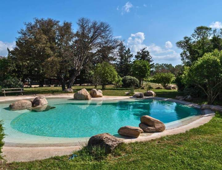 Installation de piscine Corse