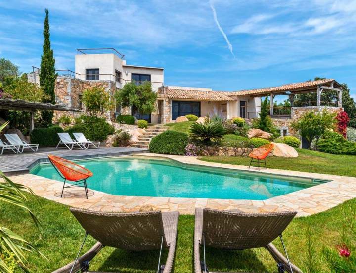 Piscine haut de gamme Corse