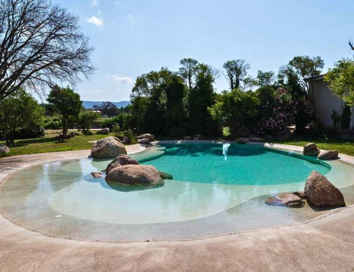 Pisciniste Corse