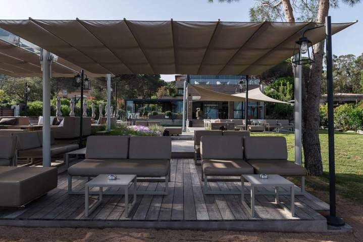 Tonnelle paysagère pour terrasse